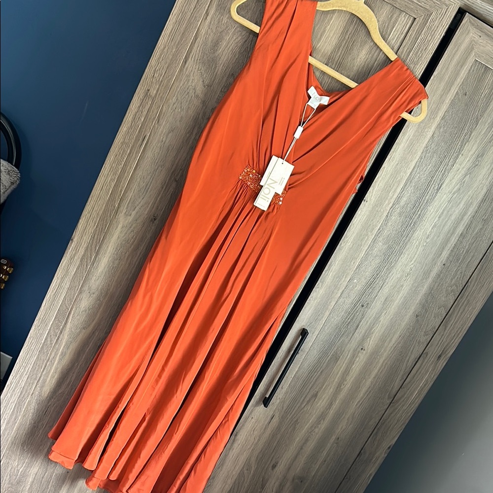 Elegant Orange Sleeveless Dress